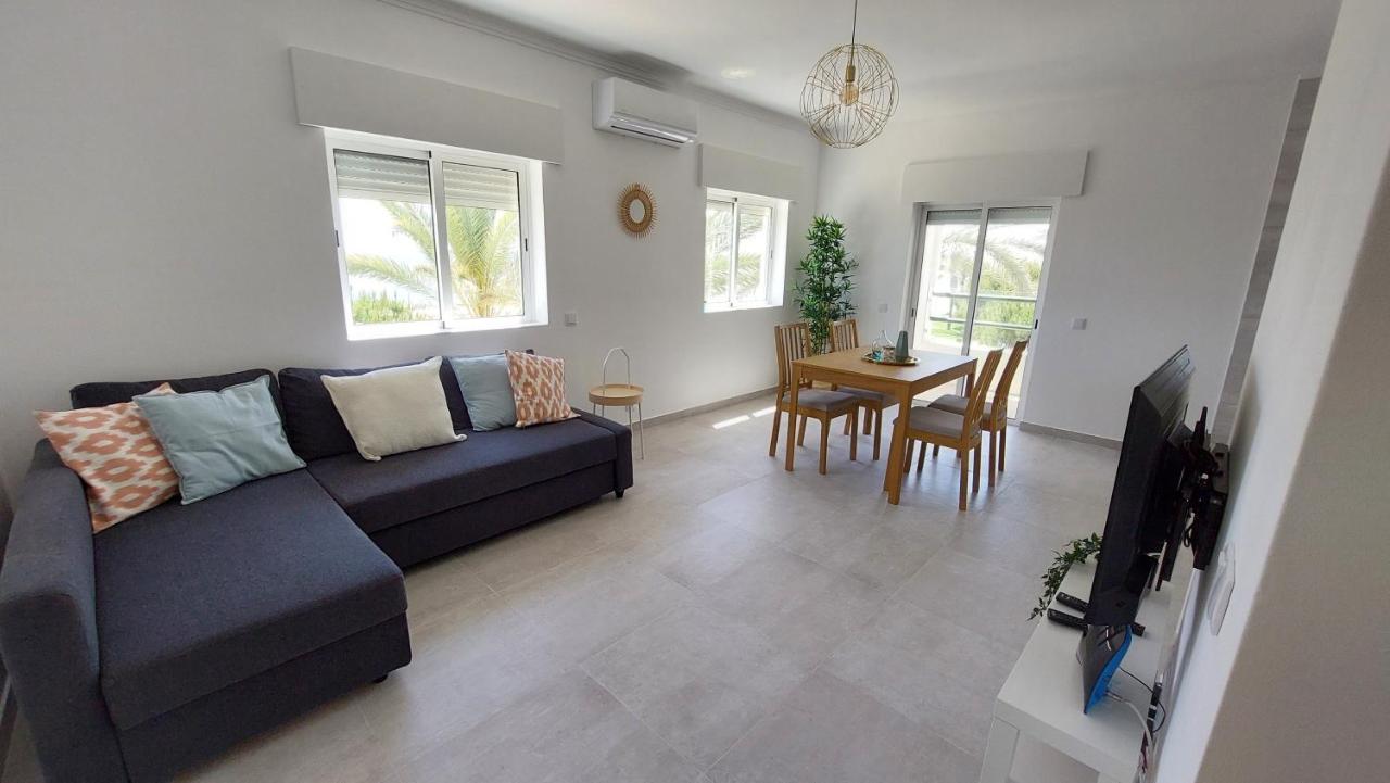 Apartamento Kelyfos Beach By Feriascomsol Quarteira Extérieur photo